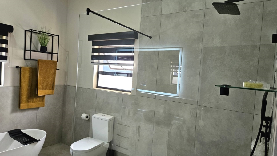 3 Bedroom Property for Sale in Meerhof North West
